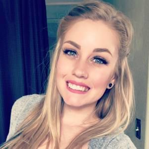 Meet your Posher, Stefani